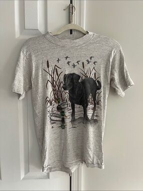 Vintage Gray Graphic Tee with Black Labrador